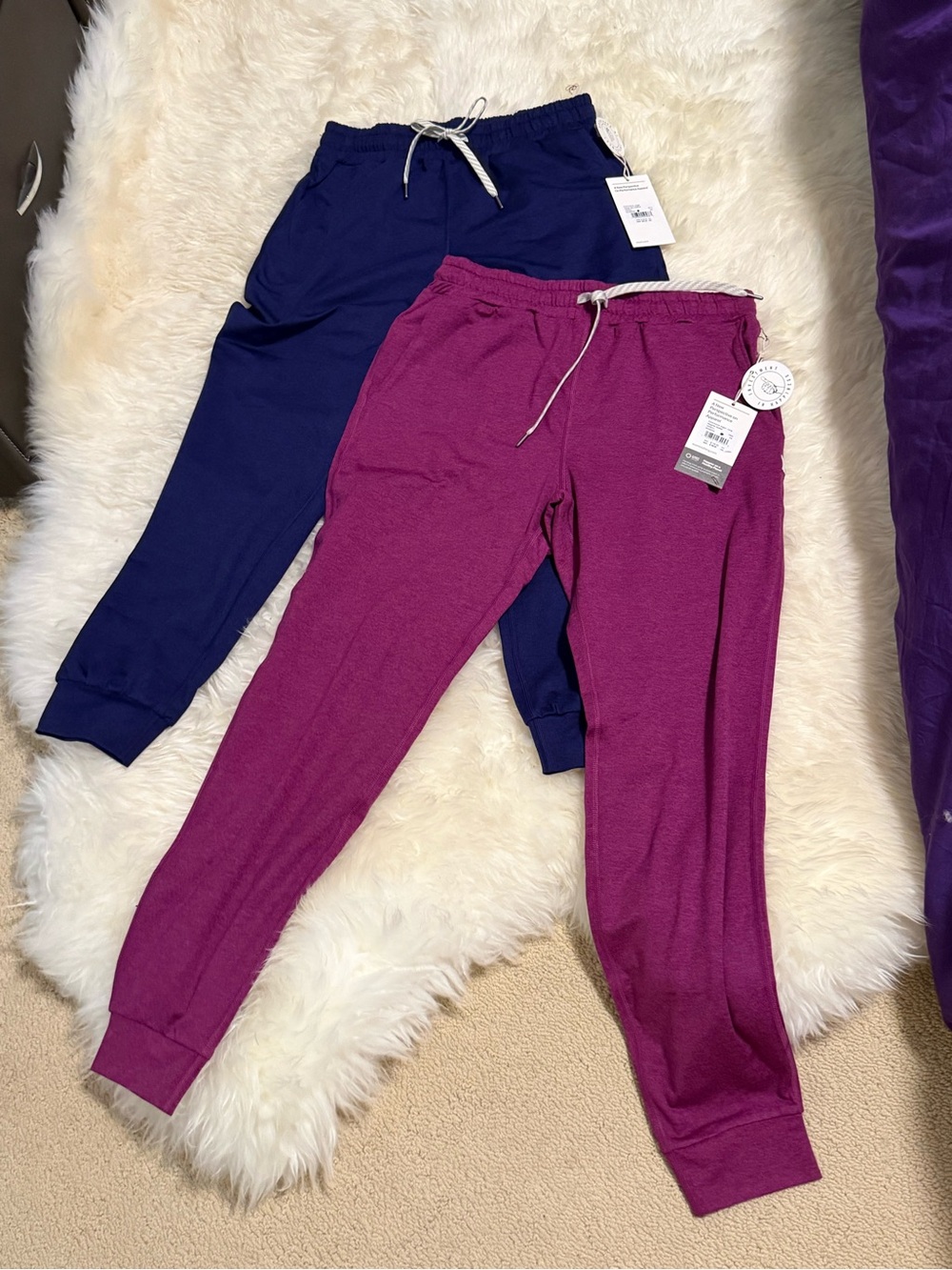 NWT Vuori limited edition performance jogger bundle